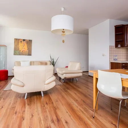 Porebskiego Two-level Apartment Gdansk
